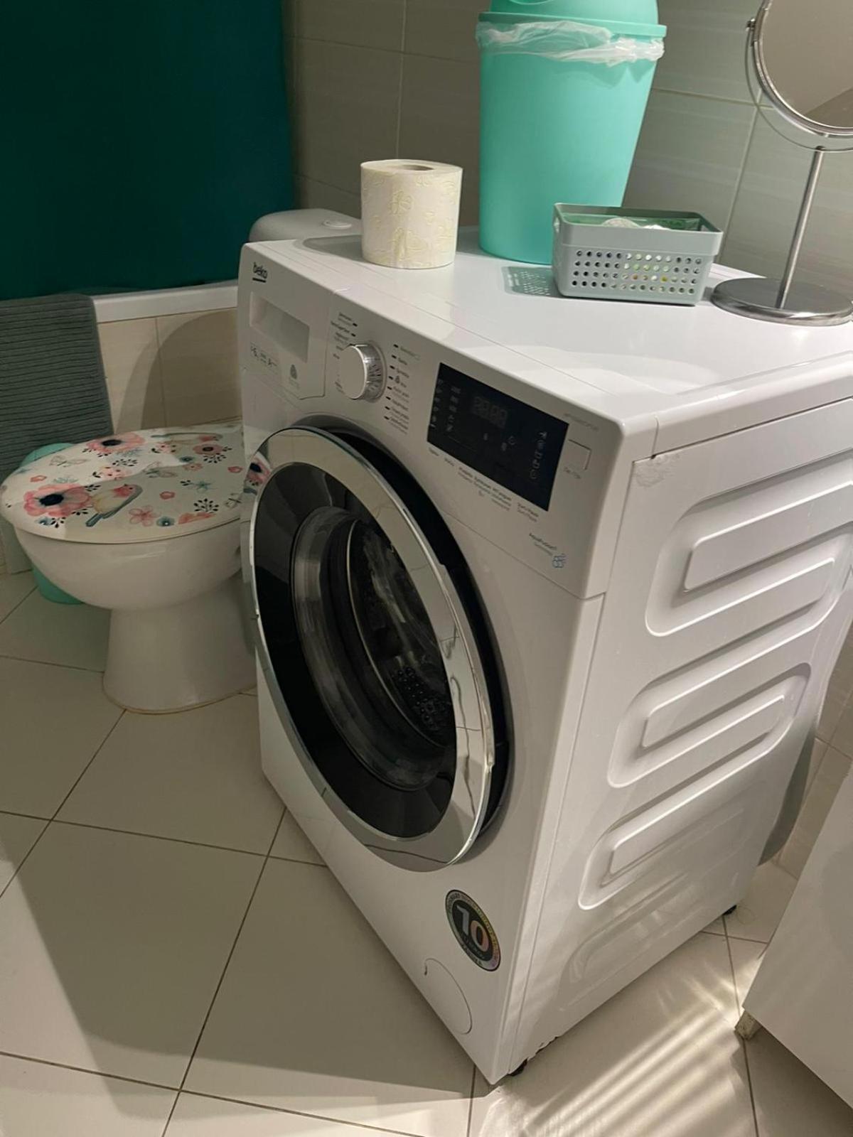 Velky Apartman Братислава Экстерьер фото