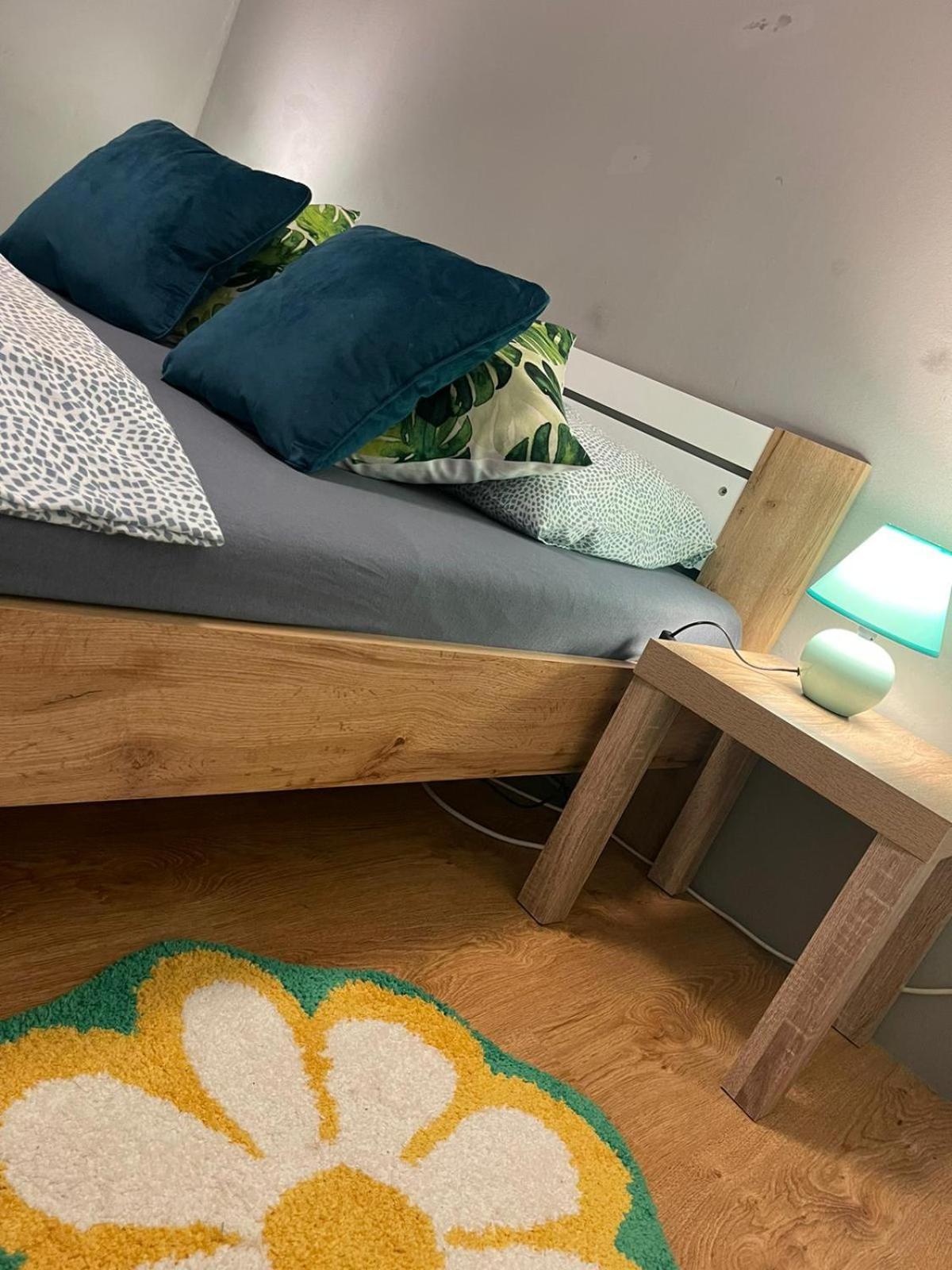 Velky Apartman Братислава Экстерьер фото