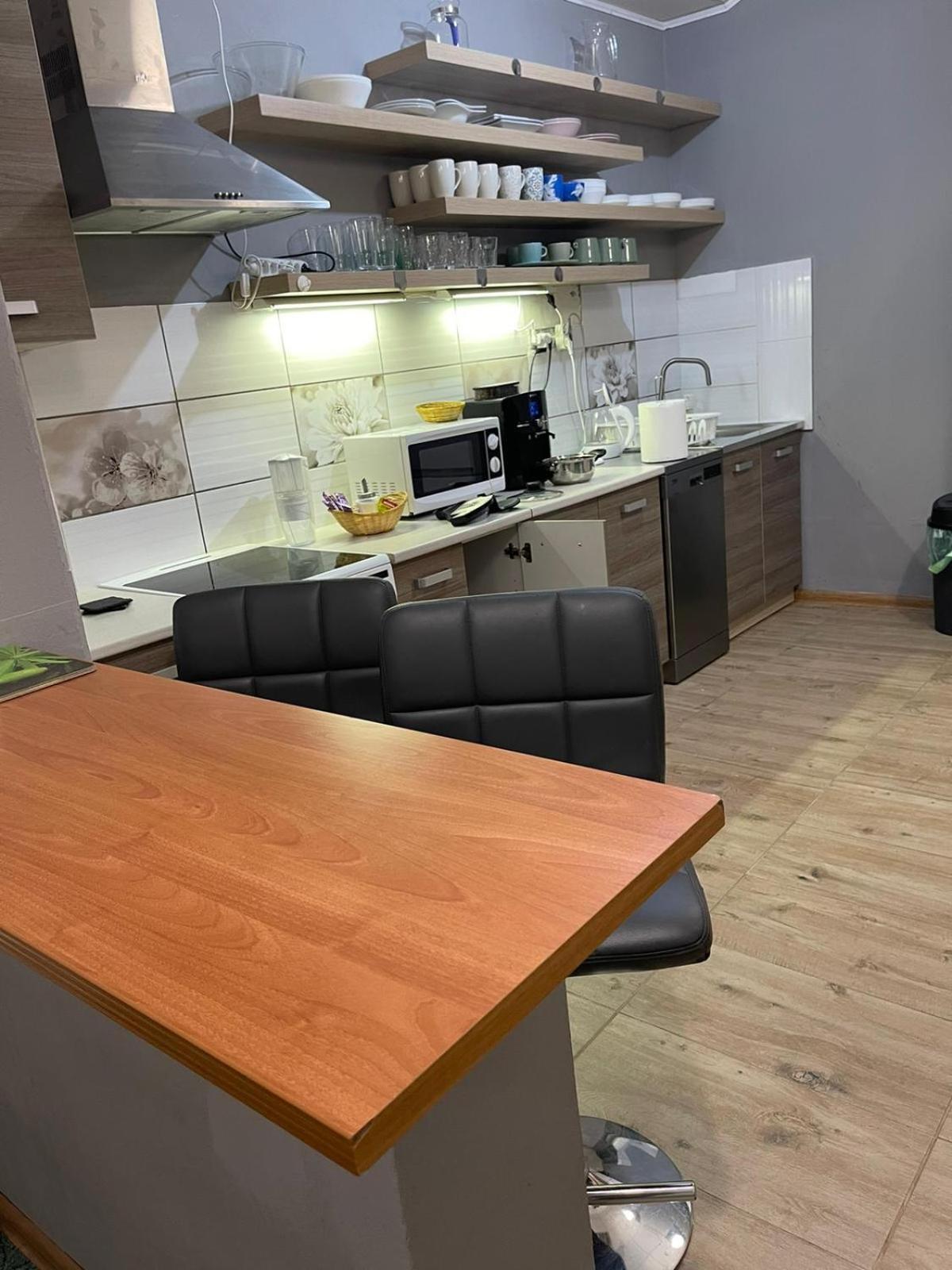 Velky Apartman Братислава Экстерьер фото